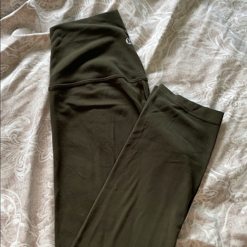 Lululemon Aligns 21”